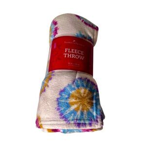 Home Classics Fleece Throw In A Tie Dye Pattern 46”x56” Blanket